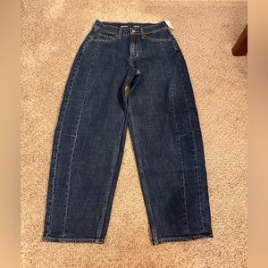 NWT Old Navy High Rise Barrel Jean